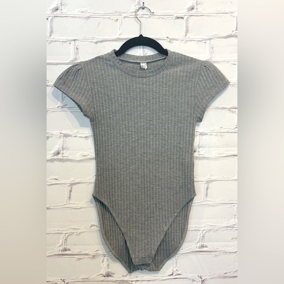 Urban outfitters Out From Under gray ribbed crew stretch bodysuit Size Small - Picture 1 of 6